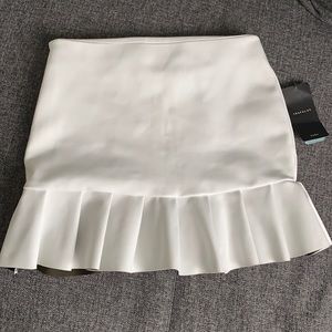 Zara skirt in white